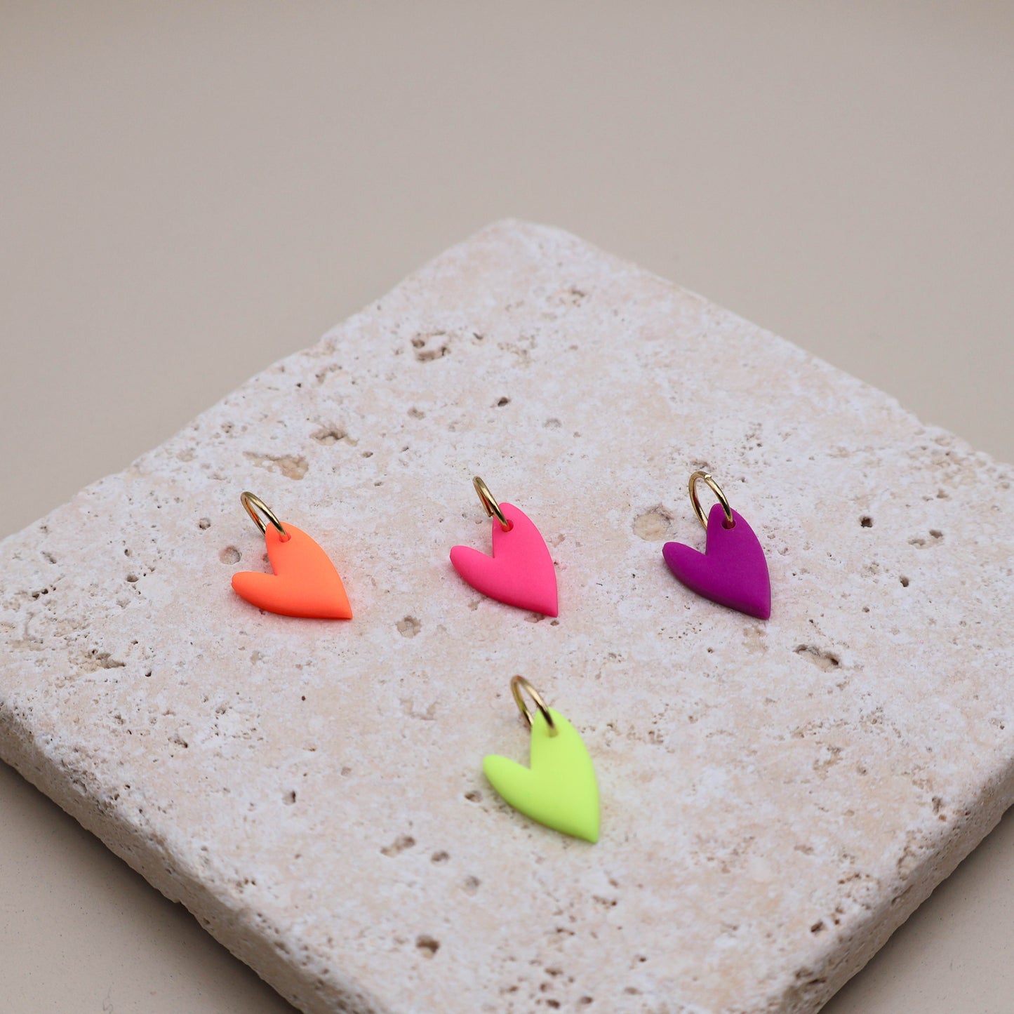 Mix and Match Herzen Neon